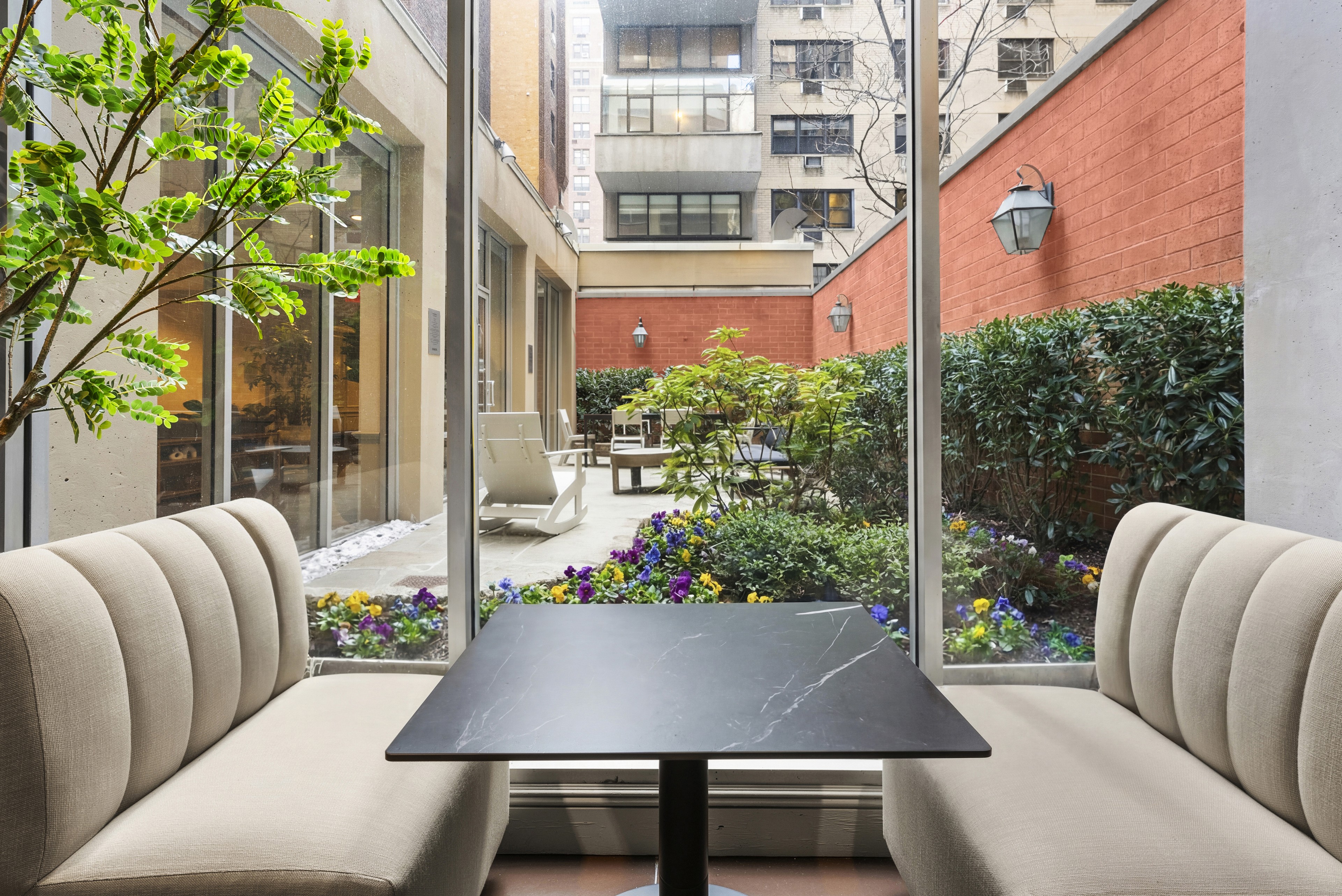 Courtyard at Sutton Marquis (3 of 3)