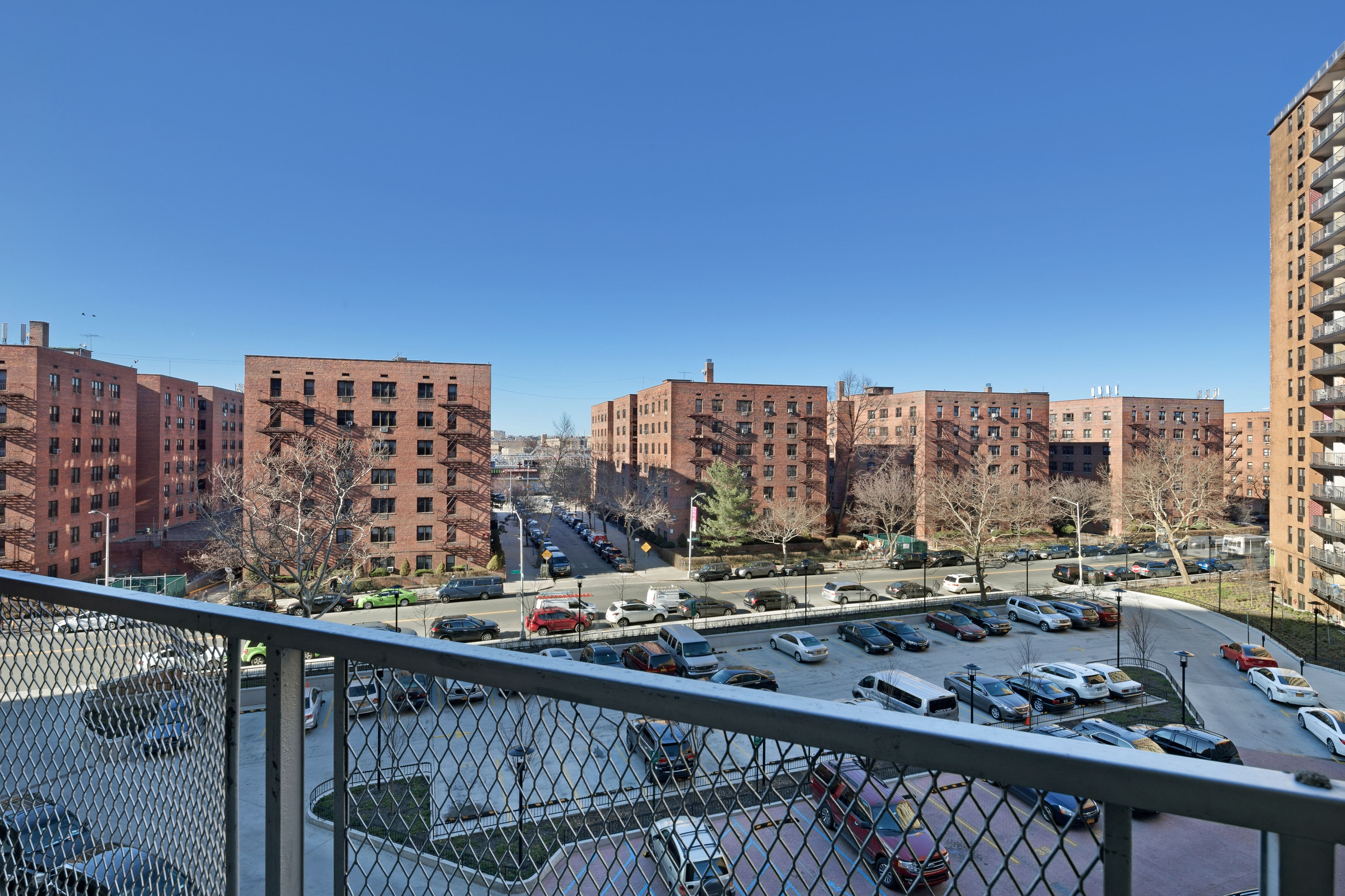 Lefrakcity 12 of 27