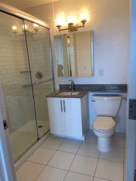 Kings & Queens Apartments 6 of 29