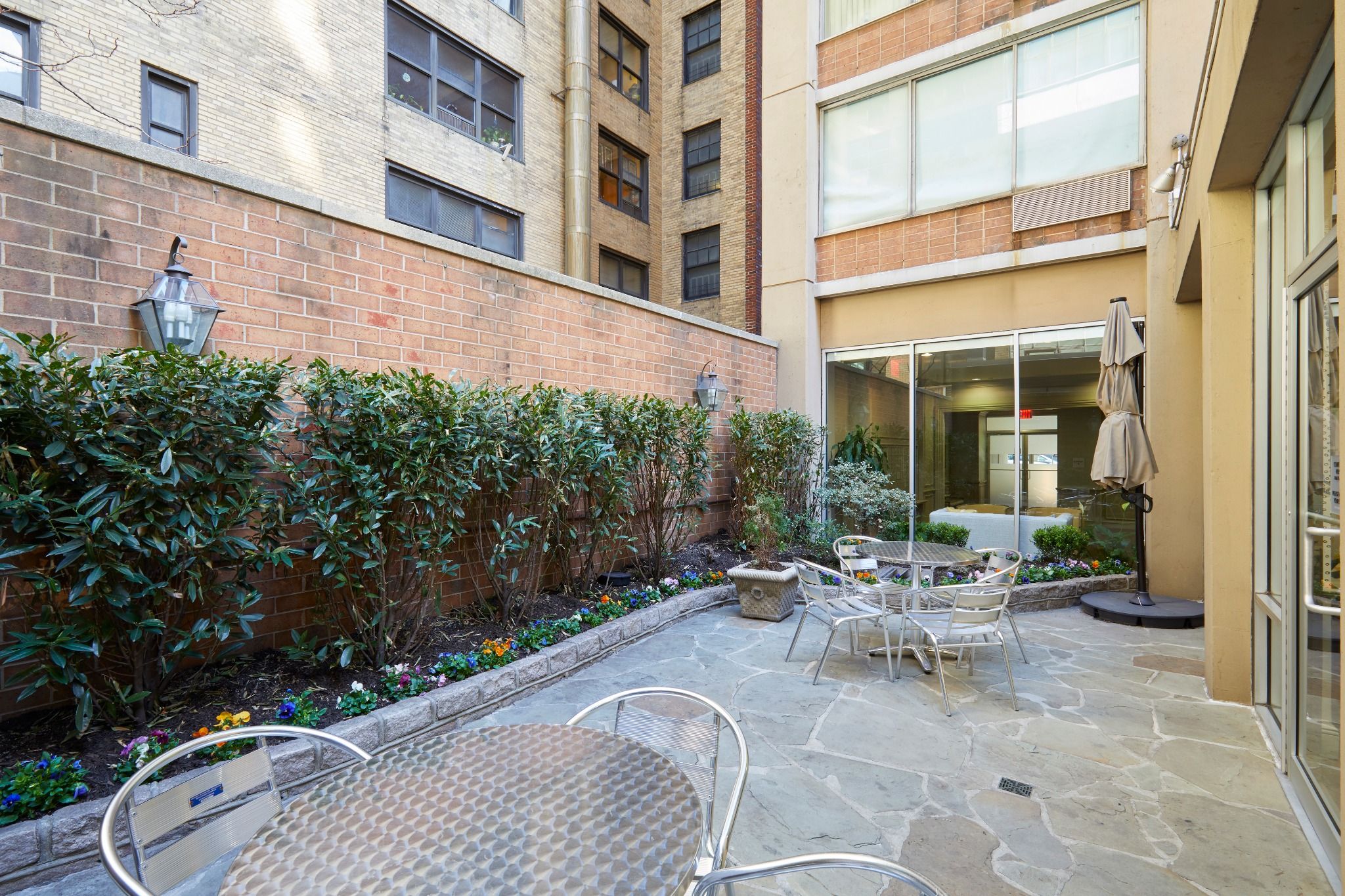 Courtyard at Sutton Marquis (1 of 3)