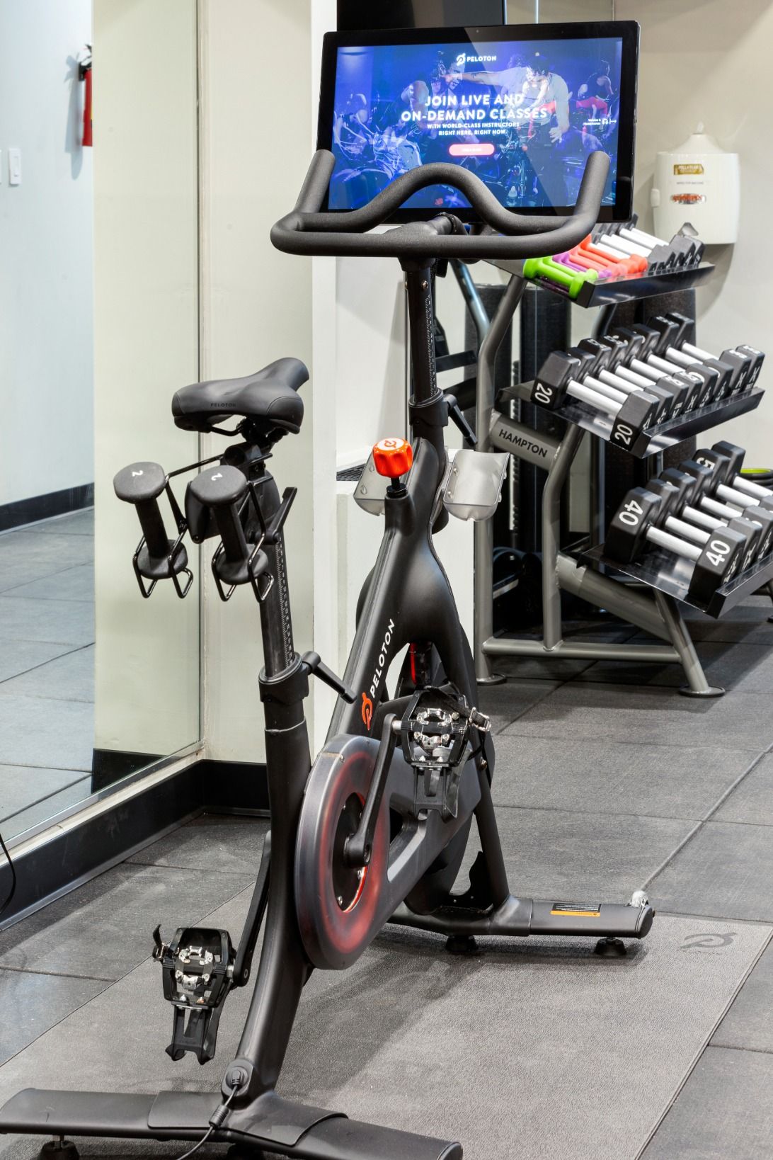 Gym at Sutton Marquis (6 of 8)