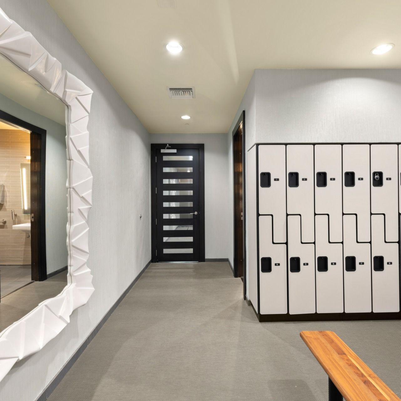 Spa with sauna and lockers Spa with sauna and lockers