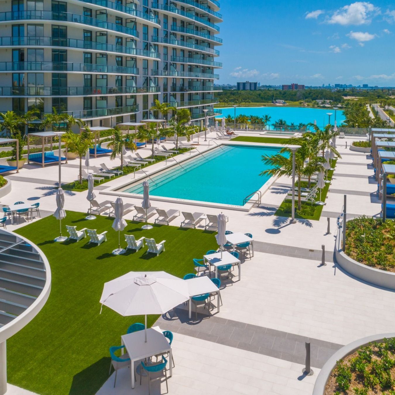 Swimming Pools Luxurious Pool overlooking Laguna Solé at The Shoreline at Solé Mia Apartments in North Miami