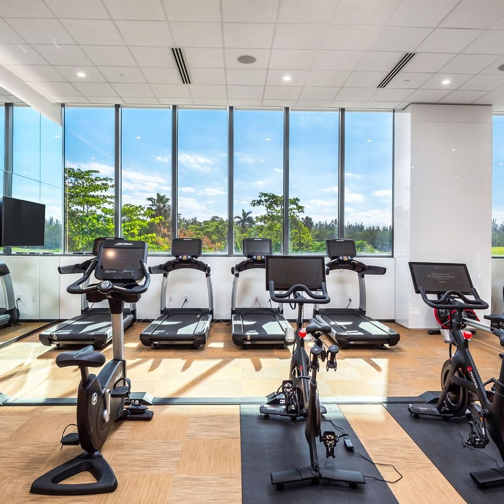 Fitness & Yoga Facilities Cardio Equipment in the Fitness Gym at The Shoreline at Solé Mia Apartments in North Miami