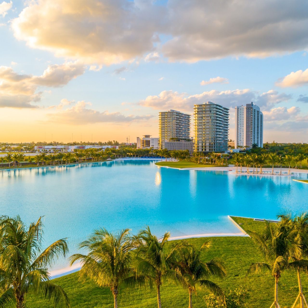 Parks & Beaches The Laguna Solé Lagoon at The Shoreline at Solé Mia Apartments in North Miami