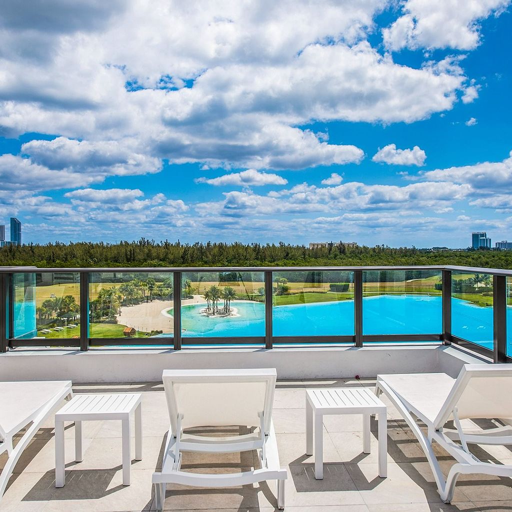 Sundecks Sun deck with lounge chairs and view of lagoon